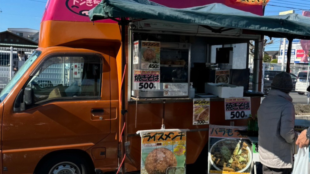 JA西東京農業祭　トンきち屋さんのキッチンカー