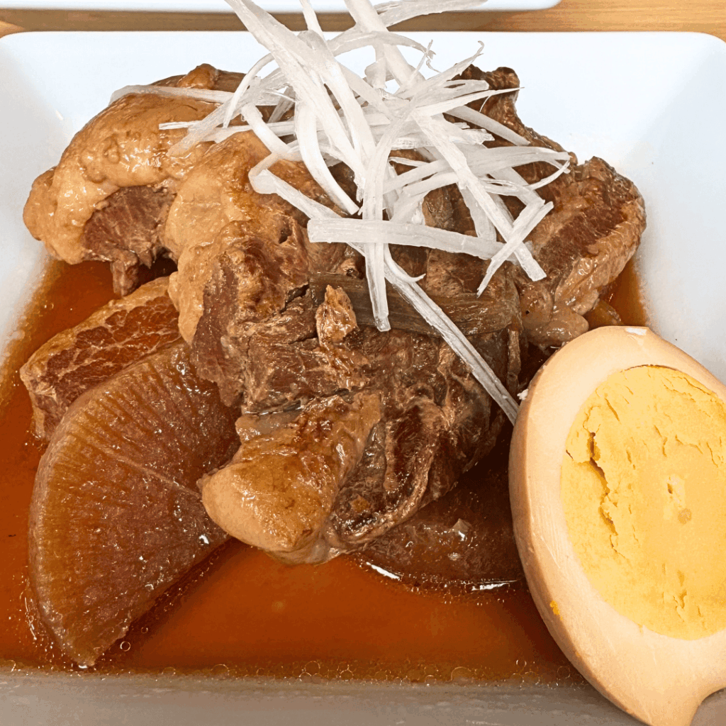 [画像：日替わり定食の角煮]