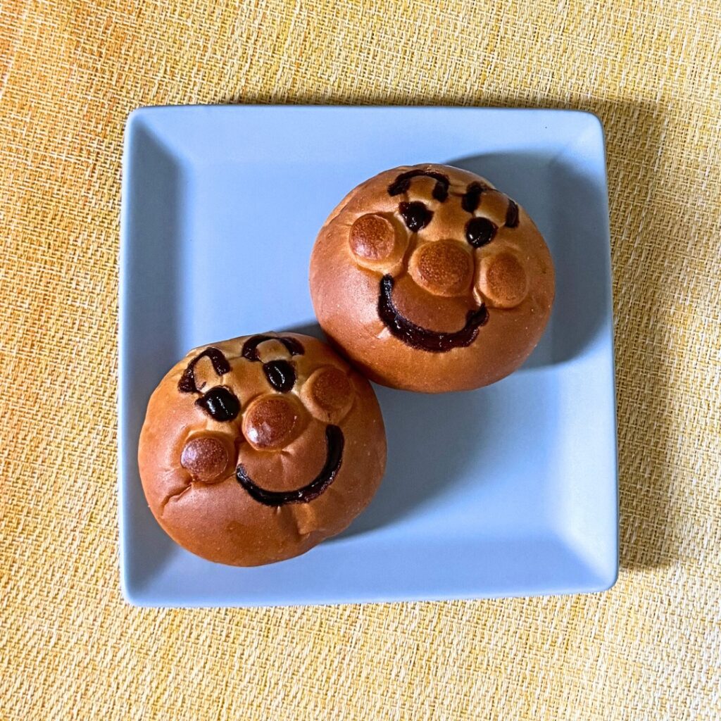 画像:葉っぱベーカリーさんのチョコパン