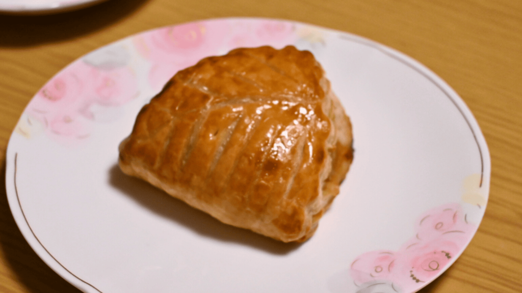 [画像：ケーキと焼き菓子の由香里絵さんの記事のサムネ]