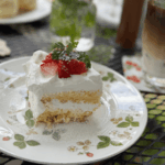 【釜の淵公園近く】Tea Room｜美しい庭園と多摩川を望む英国風喫茶店