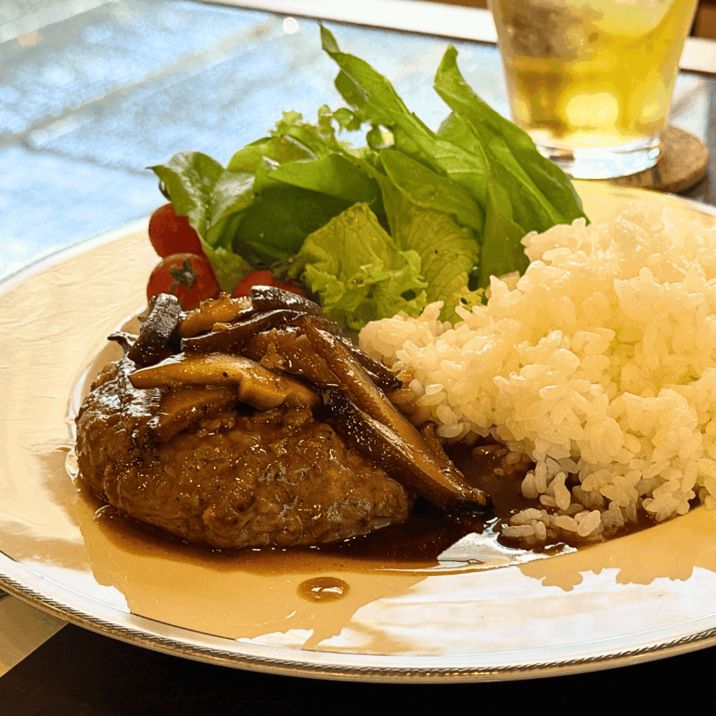[画像：和風ハンバーグ]