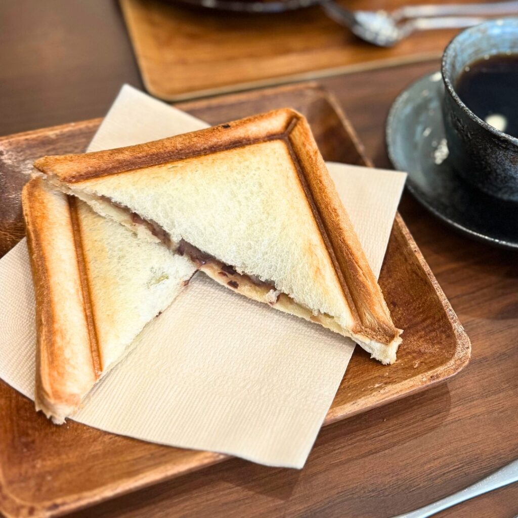 カフェ悠のあんこホットサンドセット