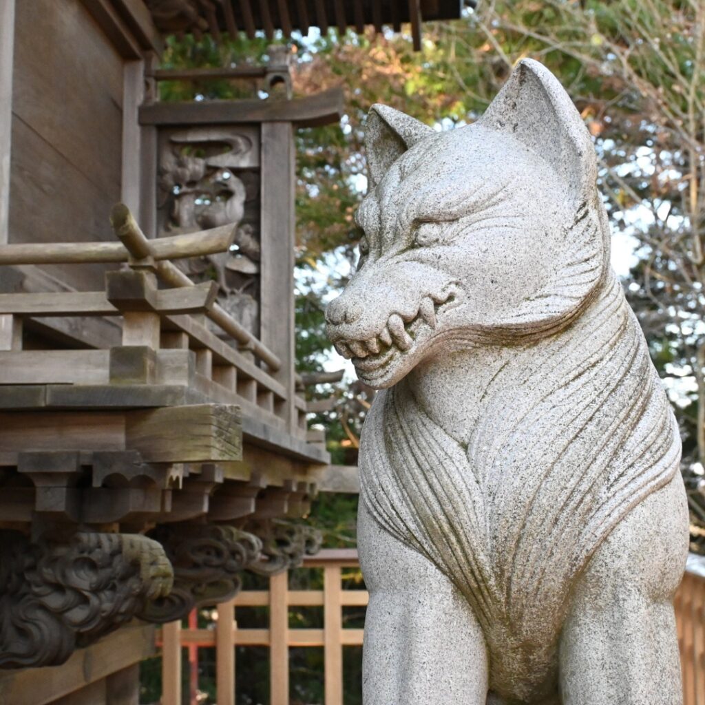 「狛犬」とは少し違うおいぬ様