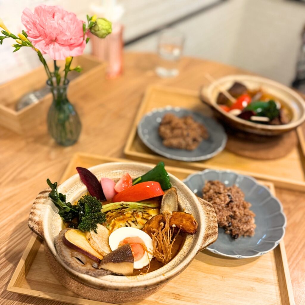 サレンダーさんの土鍋のスープカレー