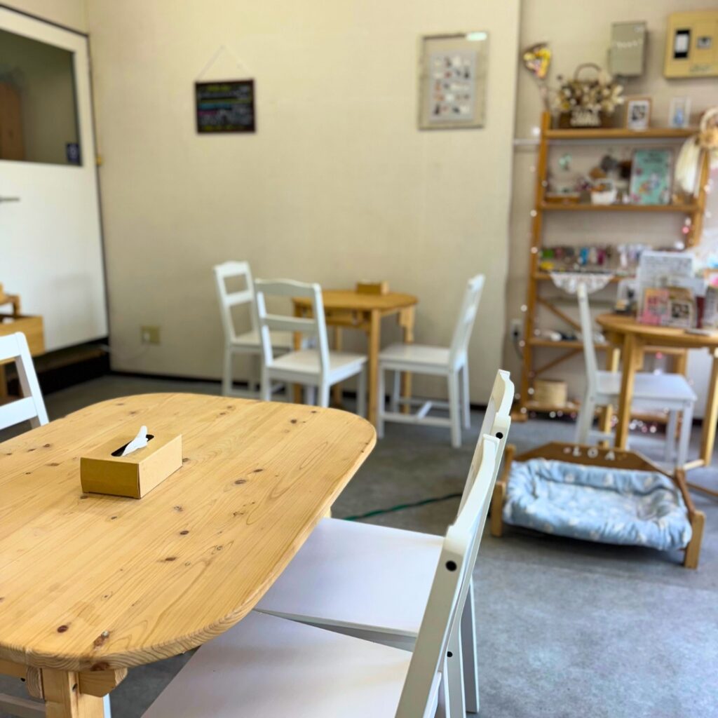 ４人掛けのテーブル