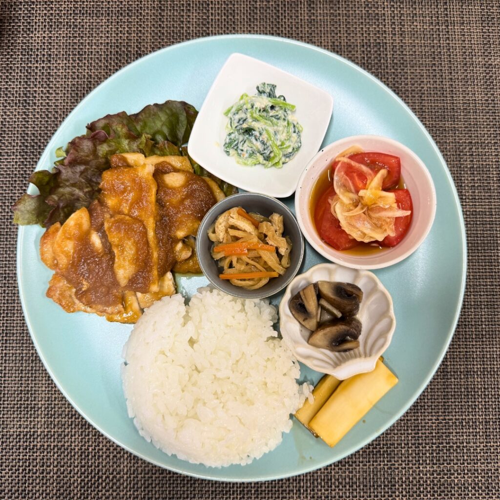 CANISさんの週替わりプレート（ポークジンジャー）