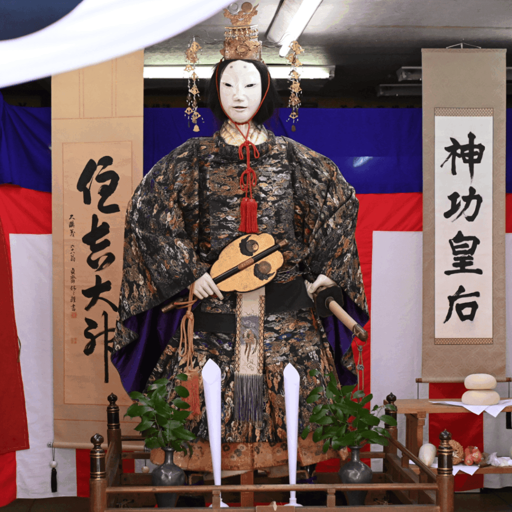 住江町・神功皇后の人形