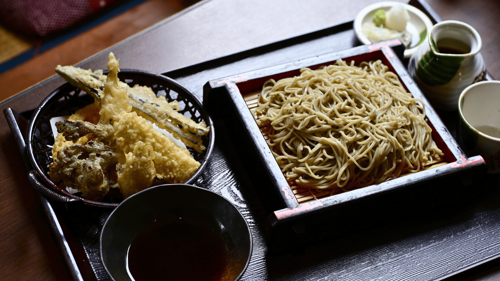 サクッと軽やか！驚きの「野菜天盛り」